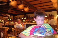 Singapore 01 05 Raffles Hotel Long Bar